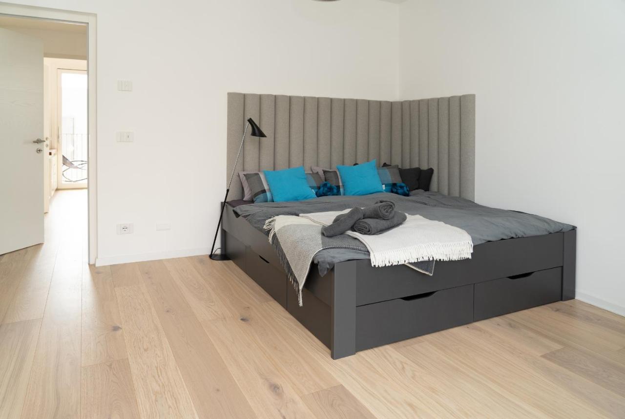 Serviced Apartments By Hotel De Charme Laveno Eksteriør billede