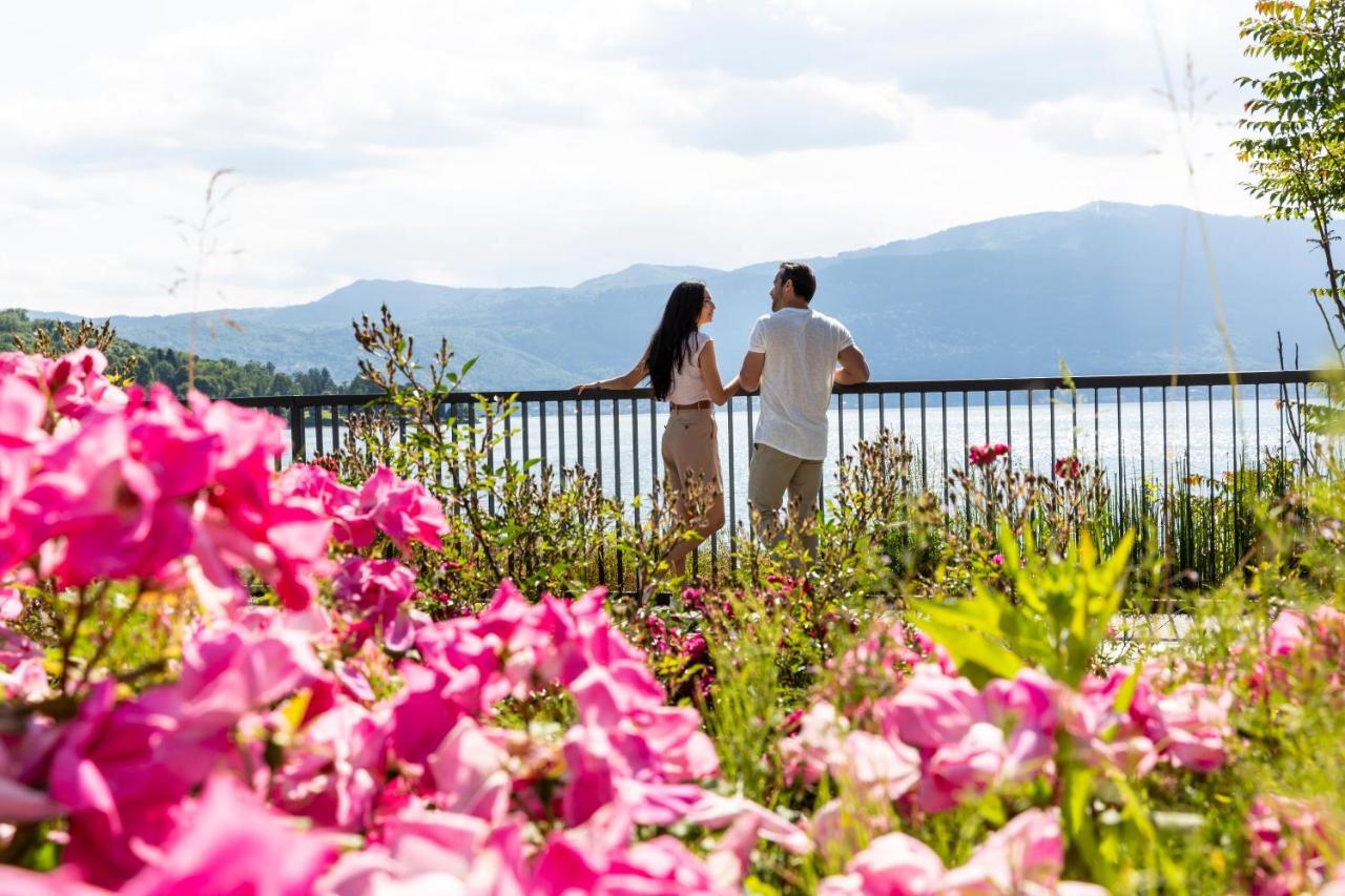 Serviced Apartments By Hotel De Charme Laveno Eksteriør billede