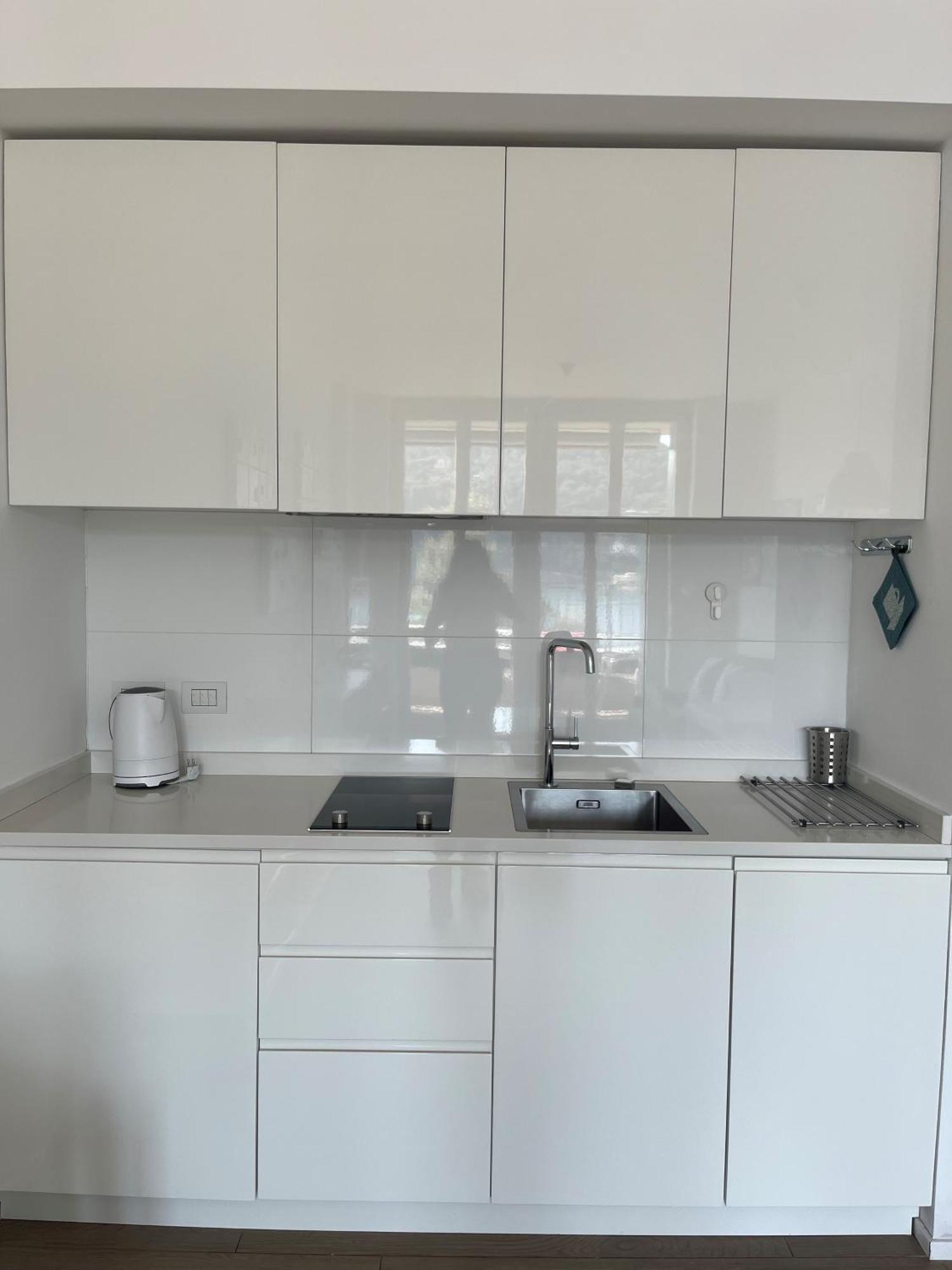 Serviced Apartments By Hotel De Charme Laveno Eksteriør billede